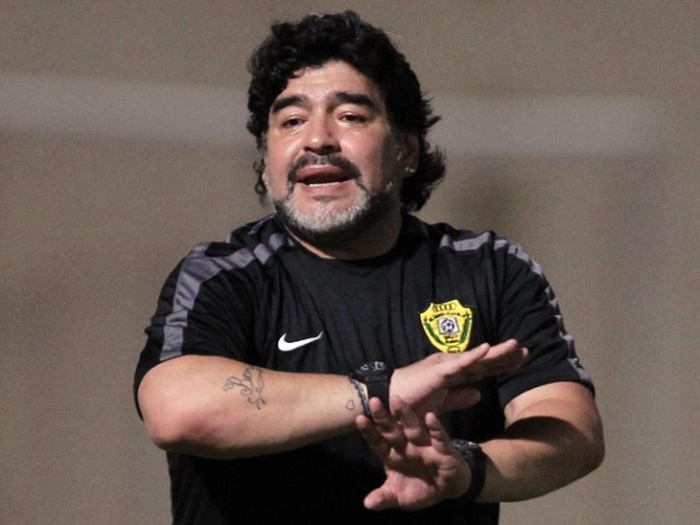 Maradona 'viaja' e quer treinar Messi no Barcelona - Foto 7 - Futebol ...