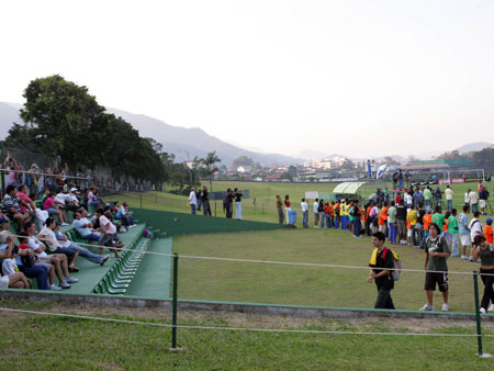 CT no Rio não vinga, e CBF vai reformar Granja Comary para Copa 2014
