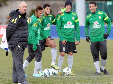 Felipão treino seleção GP 450