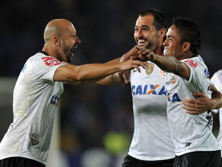 Corinthians vence Millonarios, se classifica e assume primeiro lugar do grupo 5