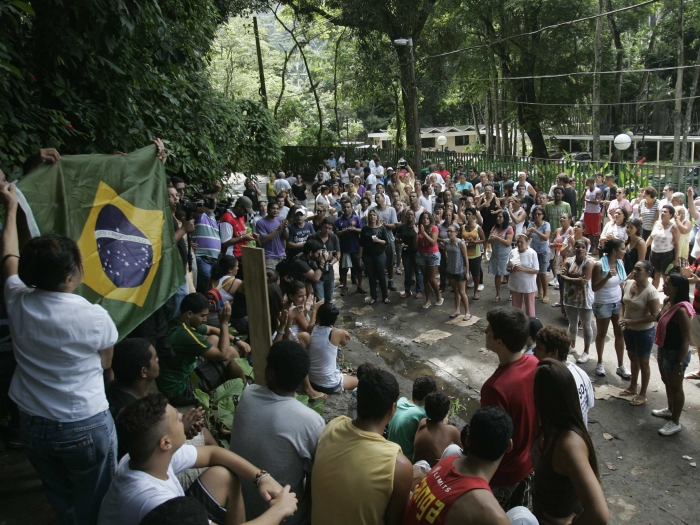 &ldquo;Isso &eacute; uma injusti&ccedil;a. Aqui n&atilde;o tem boca de fumo&rdquo;, diz despejado no ...