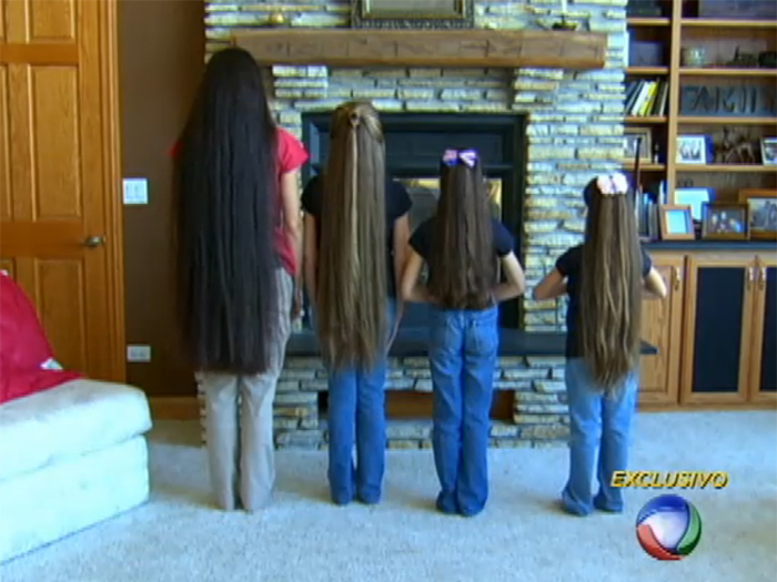 Mulher não corta o cabelo desde os 4 anos de idade