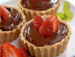 Tortinha de chocolate com morango é de encantar o paladar!
