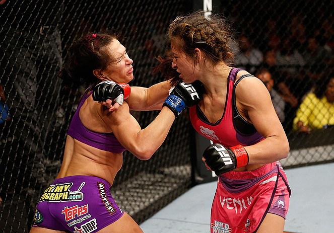 Com suspeita de fratura no nariz, Miesha Tate pega maior gancho ...