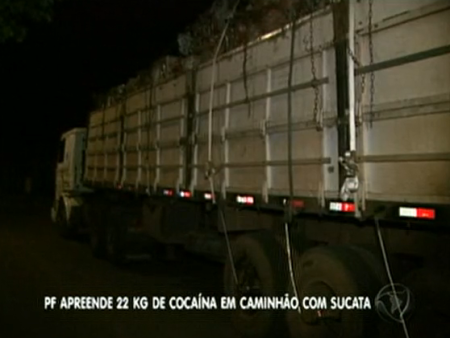 Pol&iacute;cia Federal apreende caminh&atilde;o de sucata em An&aacute;polis com 22 ...