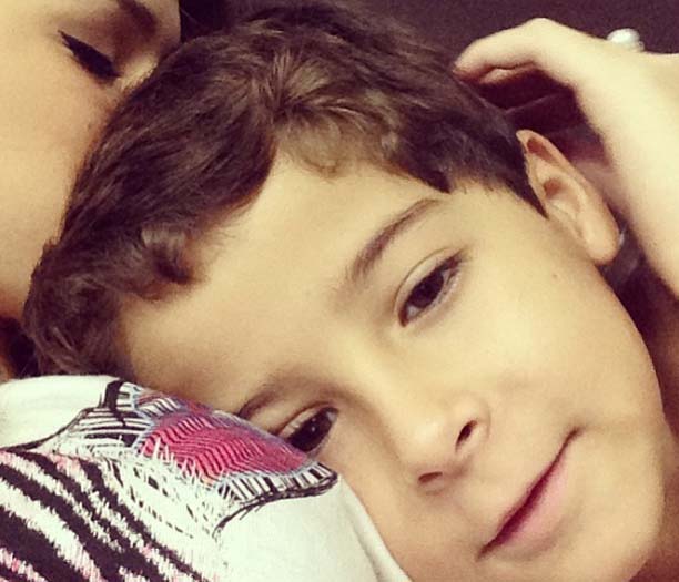 Bruna Marquezine esbanja carinho em rede social - Jovem - R7