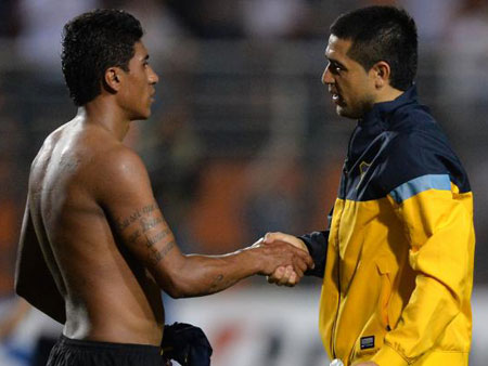 M&uacute;sica de Tevez embalou comemora&ccedil;&atilde;o no &ocirc;nibus do Boca, diz ...