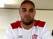 Reprodução/Twitter Carrão de Adriano está cheio de multas; veja