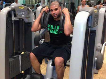 Adriano deve procurar outro clube para a sequência da temporada (Reprodução/ Instagram) Preparador do Internacional dá aval para contratar Adriano