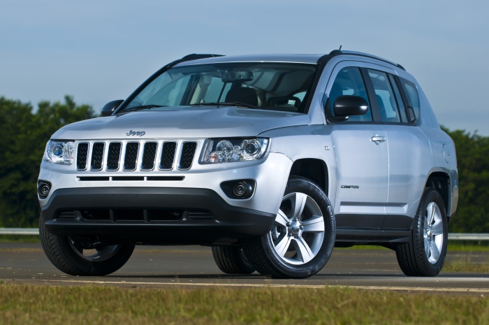 Jeep Compass: recall para consertar falha no acionamento dos airbags laterais e de cortina (Divulgação) Compass