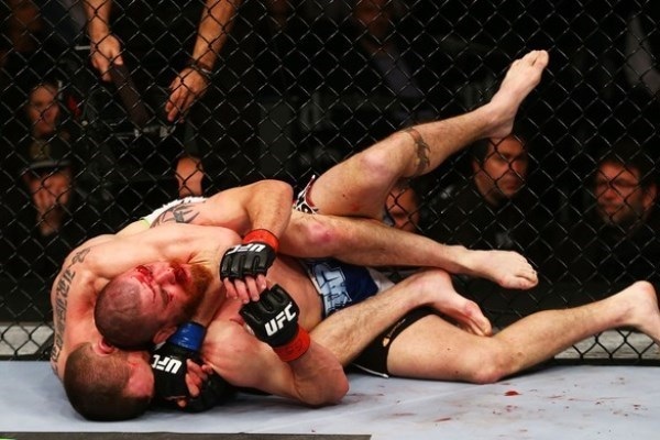 Americano pego no doping por maconha tem vit&oacute;ria anulada no UFC
