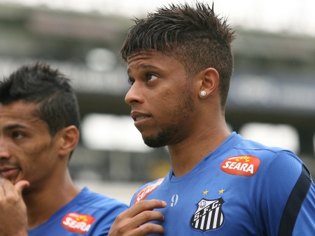 Sem Helton, Vasco da Gama acerta com atacante Andr&eacute; - Futebol - R7