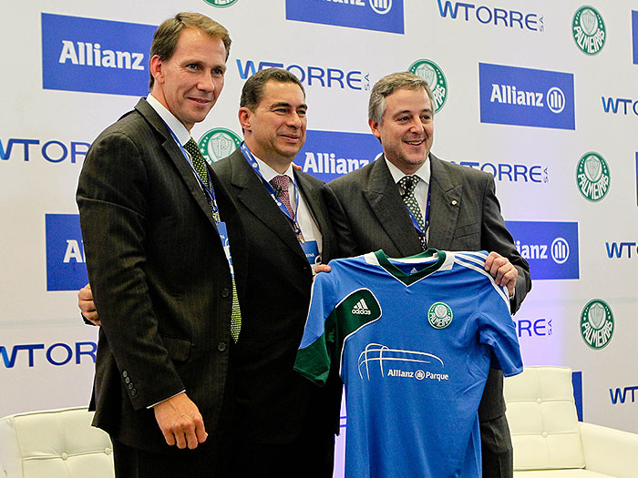 Com direito a viagem, Palmeiras ter&aacute; Allianz Parque como patroc&iacute;nio