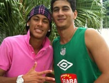 Santos nega vendas de Neymar e Ganso