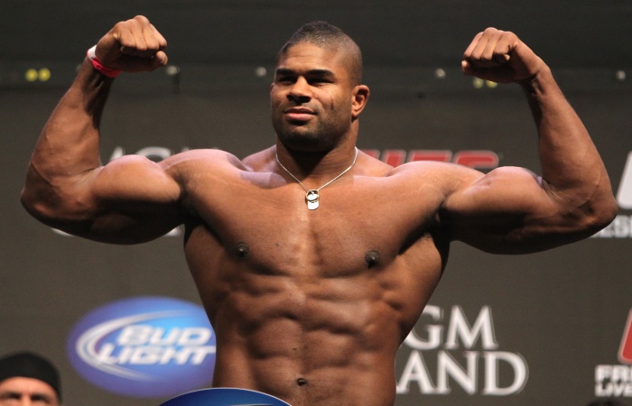 overeem-700.jpg