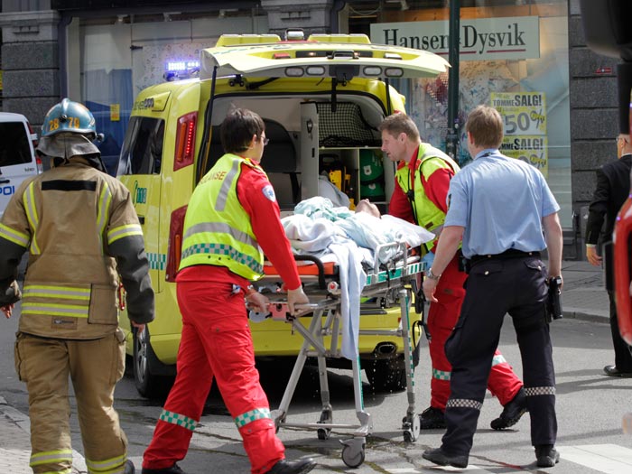 noruega, homem fogo, ambulância, 700