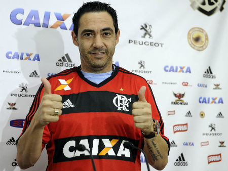 Não saímos da confusão, diz Chicão